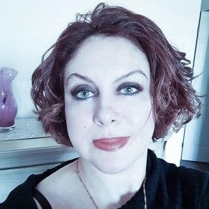 Meet your Posher, Nora